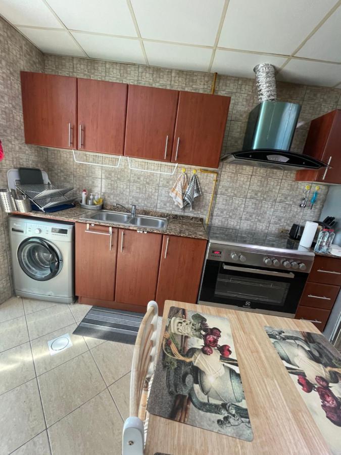 Ferienwohnung Bright Luxury 2Br Aprt Dubai Marina With Balcony Exterior foto